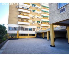 Fantástica vivienda en Ronda de Capuchinos con Garaje