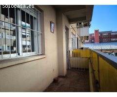 Fantástica vivienda en Ronda de Capuchinos con Garaje