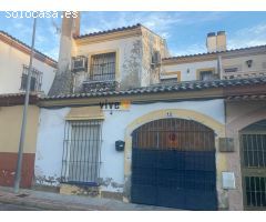 Adosado a la venta en Dos Hermanas