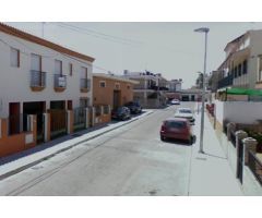 CASA OCUPADA, a la venta en La Rinconada