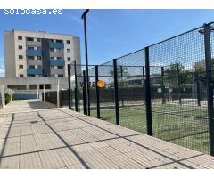 VPO CON DOS PLAZAS DE GARAJE Y TRASTERO EN EDIFICIO SIRIO. PISCINA, ZONAS COMUNES Y PISTAS DE PADEL