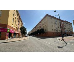 Vivienda de 3 dormitorios con plaza de garaje en Camposoto