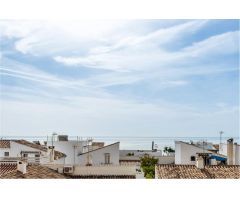 Apartamento con gran terraza y vistas al mar a dos pasos de la playa en la Nueva Milla de Oro