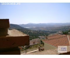 Apartamento en Venta en Alcaucín, Málaga