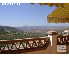 Apartamento en Venta en Alcaucín, Málaga