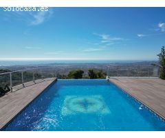 VENTA VILLA INDEPENDIENTE Y APARTAMENTO EN URB VALTOCADO MIJAS