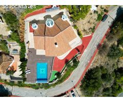 VENTA VILLA INDEPENDIENTE Y APARTAMENTO EN URB VALTOCADO MIJAS