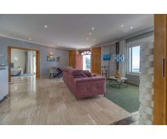 VENTA VILLA INDEPENDIENTE Y APARTAMENTO EN URB VALTOCADO MIJAS