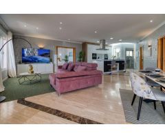 VENTA VILLA INDEPENDIENTE Y APARTAMENTO EN URB VALTOCADO MIJAS