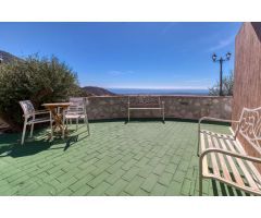 VENTA VILLA INDEPENDIENTE Y APARTAMENTO EN URB VALTOCADO MIJAS