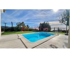 Villa de Lujo en Venta en Vélez-Málaga, Málaga