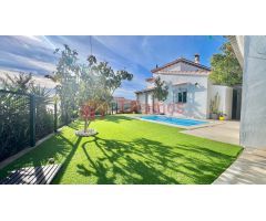 Villa de Lujo en Venta en Vélez-Málaga, Málaga