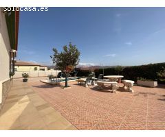 Villa de Lujo en Venta en Mezquitilla, Málaga