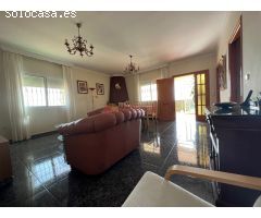Villa de Lujo en Venta en Mezquitilla, Málaga