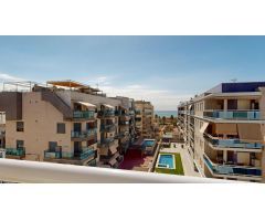 Ático de ensueño en Moncofa, Castellón ¡Descubre tu nuevo hogar en el paraíso!