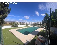 Casa de campo en Venta en Pizarra, Málaga