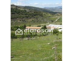 Finca rustica en Venta en Foronda, Málaga