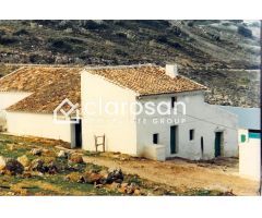 Finca rustica en Venta en Foronda, Málaga