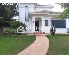 Chalet en Venta en Arcos de la Frontera, Cádiz