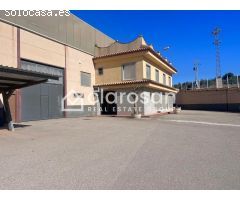 Nave en Venta en Coín, Málaga