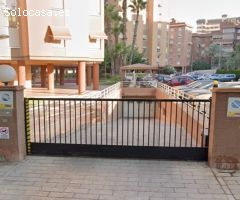 Plaza de garaje interior