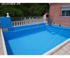 Chalet  independiente en Albalat dels Tarongers, piscina, terreno.