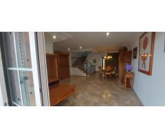 Bonito casa en Sagunto,  4 hab, 3 baños, varias terrazas, garaje.