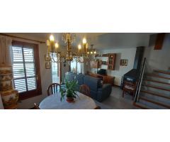 Pareado a la venta en la playa de Almarda, 4 Hab, 3 Baño, Garaje, Piscina
