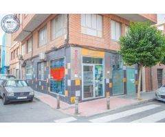 Tu Oportunidad de Negocio: Local en Esquina en Alquiler con Opción a Compra en Pablo Iglesias