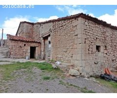 Casa de Pueblo en Venta en Hacinas, Burgos