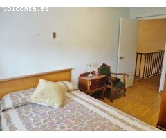 Casa de Pueblo en Venta en Revilla y Ahedo, La, Burgos
