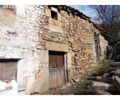 Chalet en Venta en Monasterio de la Sierra, Burgos