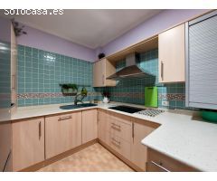 Tu nuevo hogar en el corazón de Almenara: Piso con encanto y vistas
