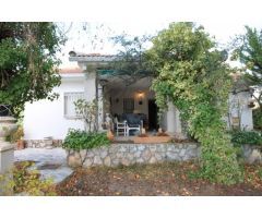 Se vende chalet con piscina en Las Villas de Nuevo Baztán