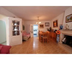 Se vende chalet con piscina en Las Villas de Nuevo Baztán