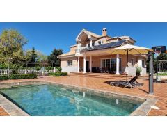 Espectacular chalet en Eurovillas