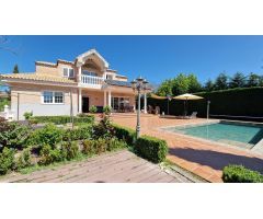 Espectacular chalet en Eurovillas