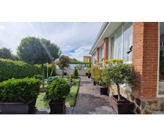 Chalet en venta en Eurovillas