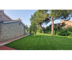 Chalet reformado en Eurovillas