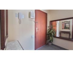 Piso en alquiler en zona Cardenal Costa – 6º con ascensor, 4 habitaciones y gran balcón con vistas