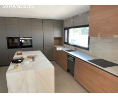 Impresionante casa de nueva construcción con vistas al mar en Lloret de Mar - Costa Brava