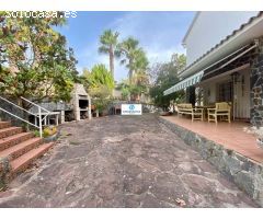 Exclusivo Chalet con 4000 m2 de Jardín y piscina privada en Lloret de Mar (Costa Brava)