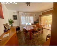 Exclusivo Chalet con 4000 m2 de Jardín y piscina privada en Lloret de Mar (Costa Brava)