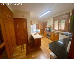 Exclusivo Chalet con 4000 m2 de Jardín y piscina privada en Lloret de Mar (Costa Brava)