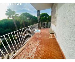Exclusivo Chalet con 4000 m2 de Jardín y piscina privada en Lloret de Mar (Costa Brava)