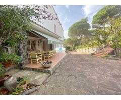 Exclusivo Chalet con 4000 m2 de Jardín y piscina privada en Lloret de Mar (Costa Brava)