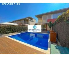 Exclusivo chalet independiente de diseño a la venta en Cambrils - Costa Daurada