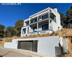 Impresionante casa de nueva construcción con vistas al mar en Lloret de Mar - Costa Brava