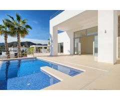 VILLA EN  PUERTO DEL CAPITAN- BENAHAVÍS-COSTA DEL SOL