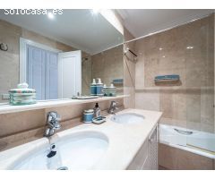 APARTAMENTO EN PRIMERA LINEA DE PLAYA- PUERTO BANÚS-NUEVA ANDALUCIA-MARBELLA